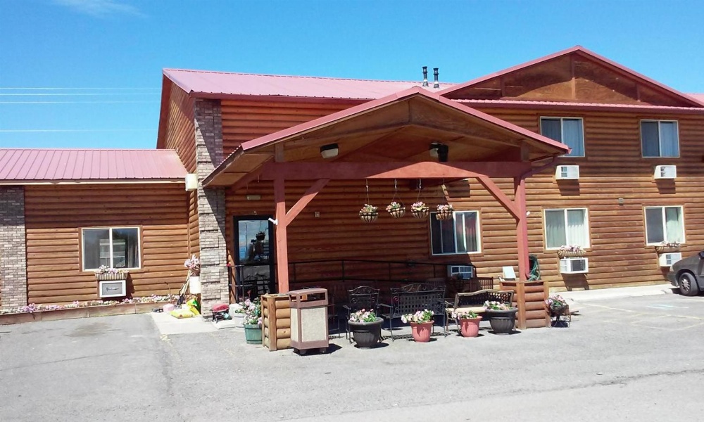 Super 8 by Wyndham Powell Main image